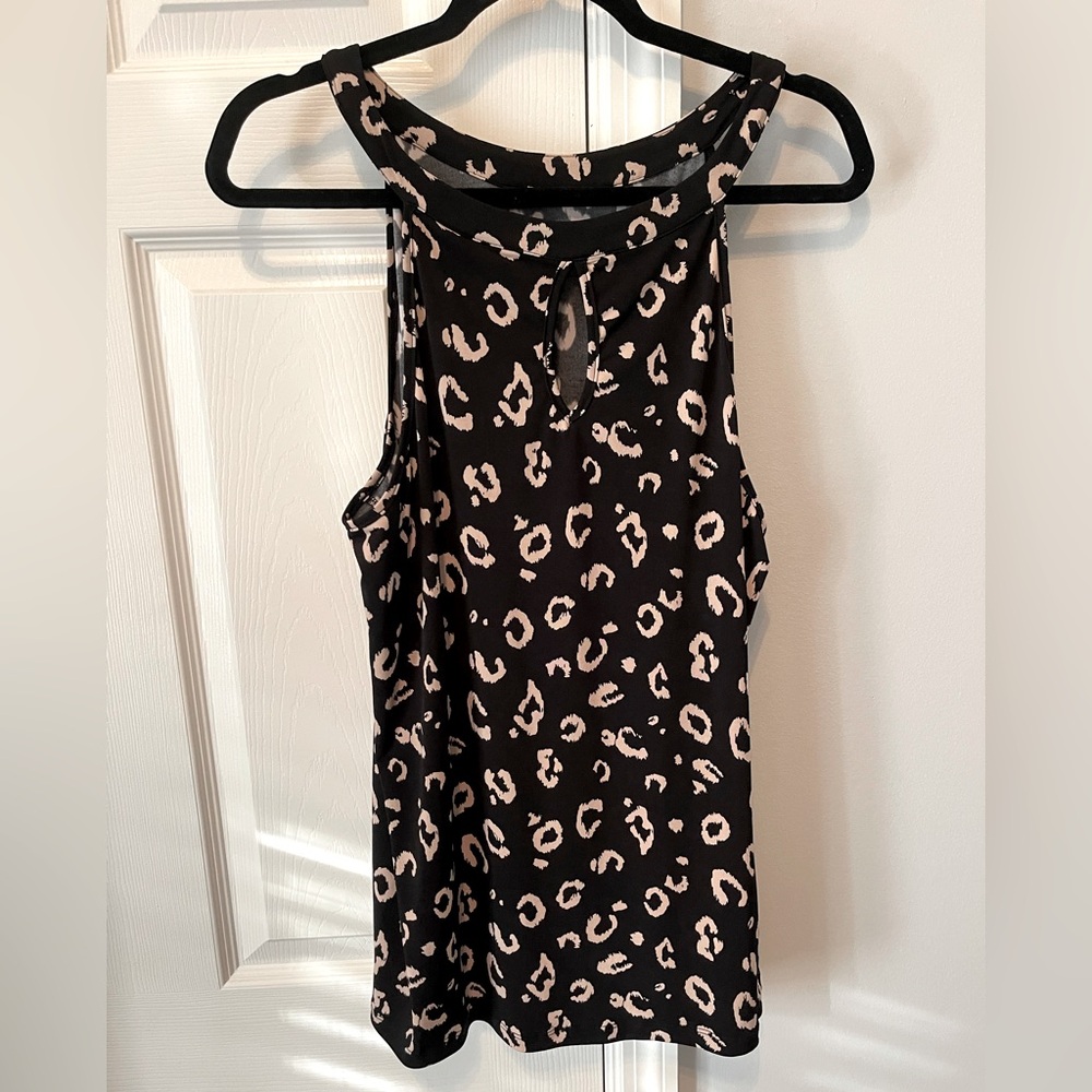 Torrid Leopard Print Sleeveless Top🐆 - Picture 3 of 5